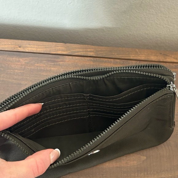 Lululemon Lululemon Double Up Pouch
Dark Olive - Picture 7 of 12